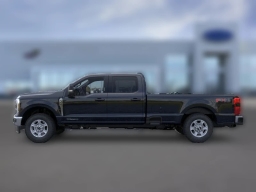 Ford Super Duty F-350 SRW XLT 4WD Crew Cab 8' Box 2026