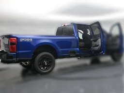 Ford Super Duty F-350 SRW XLT 4WD Crew Cab 8' Box 2026
