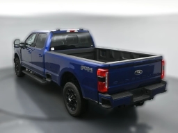 Ford Super Duty F-350 SRW XLT 4WD Crew Cab 8' Box 2026