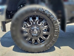 Ford Super Duty F-350 DRW LARIAT 4WD Crew Cab 8' Box 2025