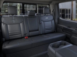 Ford Super Duty F-350 DRW Platinum 4WD Crew Cab 8' Box 2026