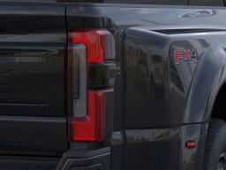 Ford Super Duty F-350 DRW Platinum 4WD Crew Cab 8' Box 2025