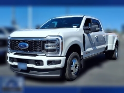 Ford Super Duty F-350 DRW Platinum 4WD Crew Cab 8' Box 2026