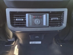 Ford Super Duty F-350 DRW Platinum 4WD Crew Cab 8' Box 2026