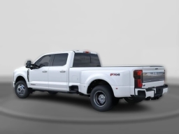 Ford Super Duty F-350 DRW Platinum 4WD Crew Cab 8' Box 2025
