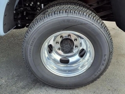 Ford Super Duty F-350 DRW Platinum 4WD Crew Cab 8' Box 2026