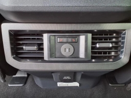 Ford Super Duty F-350 DRW Platinum 4WD Crew Cab 8' Box 2026