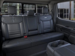 Ford Super Duty F-350 DRW Platinum 4WD Crew Cab 8' Box 2026