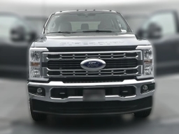 Ford Super Duty F-350 DRW XLT 4WD Crew Cab 8' Box 2026