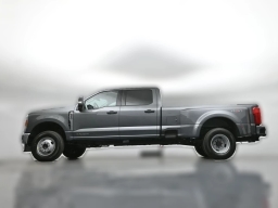Ford Super Duty F-350 DRW XLT 4WD Crew Cab 8' Box 2026