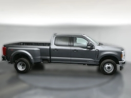 Ford Super Duty F-350 DRW XLT 4WD Crew Cab 8' Box 2026