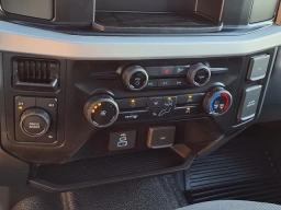 Ford Super Duty F-350 DRW XL 4WD Crew Cab 8' Box 2026