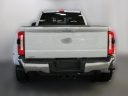 Ford Super Duty F-350 DRW XLT 4WD Crew Cab 8' Box 2026