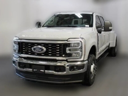 Ford Super Duty F-350 DRW XLT 4WD Crew Cab 8' Box 2026