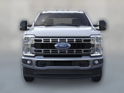 Ford Super Duty F-350 DRW XLT 4WD Crew Cab 8' Box 2026