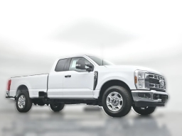 Ford Super Duty F-350 SRW XLT 2WD SuperCab 8' Box 2026