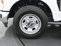 Ford Super Duty F-350 SRW XL 2WD SuperCab 8' Box 2026