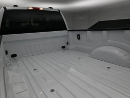 Ford Super Duty F-350 SRW XLT 2WD SuperCab 8' Box 2026