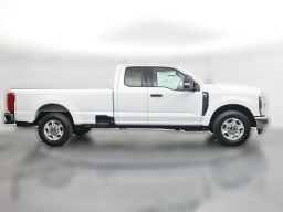 Ford Super Duty F-350 SRW XLT 2WD SuperCab 8' Box 2026
