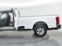 Ford Super Duty F-350 SRW XLT 2WD SuperCab 8' Box 2026