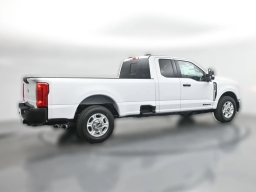 Ford Super Duty F-350 SRW XLT 2WD SuperCab 8' Box 2026