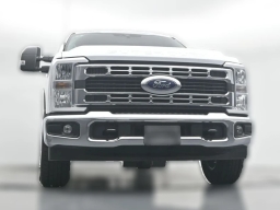 Ford Super Duty F-350 SRW XLT 2WD SuperCab 8' Box 2026