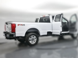 Ford Super Duty F-350 SRW XLT 4WD SuperCab 8' Box 2026