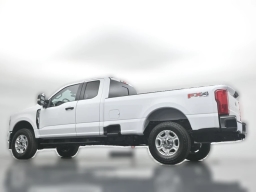 Ford Super Duty F-350 SRW XLT 4WD SuperCab 8' Box 2026