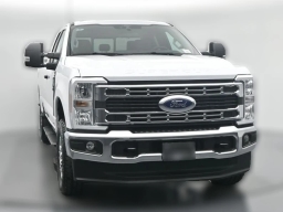 Ford Super Duty F-350 SRW XLT 4WD SuperCab 8' Box 2026