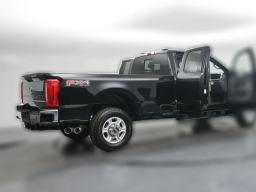 Ford Super Duty F-350 SRW XLT 4WD SuperCab 8' Box 2026