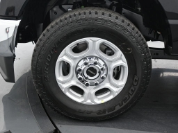 Ford Super Duty F-350 SRW XLT 4WD SuperCab 8' Box 2026