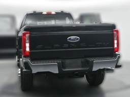 Ford Super Duty F-350 SRW XLT 4WD SuperCab 8' Box 2026