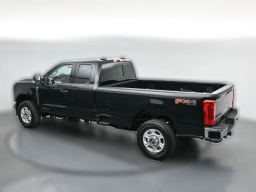 Ford Super Duty F-350 SRW XLT 4WD SuperCab 8' Box 2026