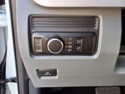 Ford Super Duty F-250 SRW XL 2WD Reg Cab 8' Box 2026