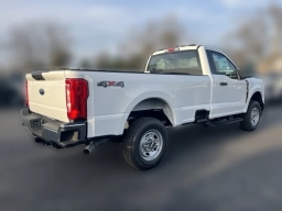 Ford Super Duty F-250 SRW XL 4WD Reg Cab 8' Box 2026