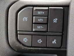 Ford Super Duty F-250 SRW XL 4WD Reg Cab 8' Box 2026