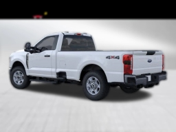 Ford Super Duty F-250 SRW XLT 4WD Reg Cab 8' Box 2026