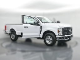 Ford Super Duty F-350 SRW XL 2WD Reg Cab 8' Box 2026