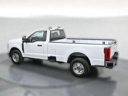 Ford Super Duty F-350 SRW XL 2WD Reg Cab 8' Box 2026