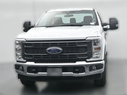 Ford Super Duty F-350 SRW XL 2WD Reg Cab 8' Box 2026