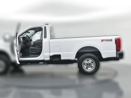 Ford Super Duty F-350 SRW XL 4WD Reg Cab 8' Box 2026