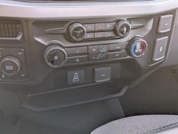 Ford Super Duty F-350 SRW XL 4WD Reg Cab 8' Box 2026