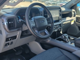 Ford F-150 Lightning XLT 4WD SuperCrew 5.5' Box 2025