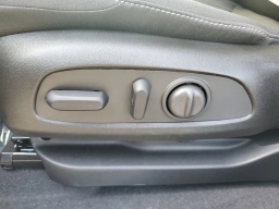 Chevrolet Bolt LT FWD 4dr 2027