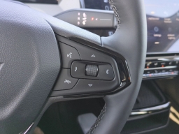 Chevrolet Bolt RS FWD 4dr 2027