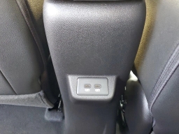 Chevrolet Bolt RS FWD 4dr 2027