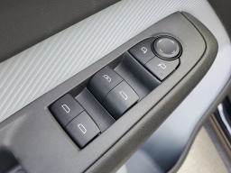 Chevrolet Bolt RS FWD 4dr 2027