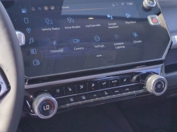 Chevrolet Bolt RS FWD 4dr 2027