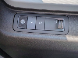 Chevrolet Bolt RS FWD 4dr 2027