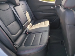 Chevrolet Bolt RS FWD 4dr 2027